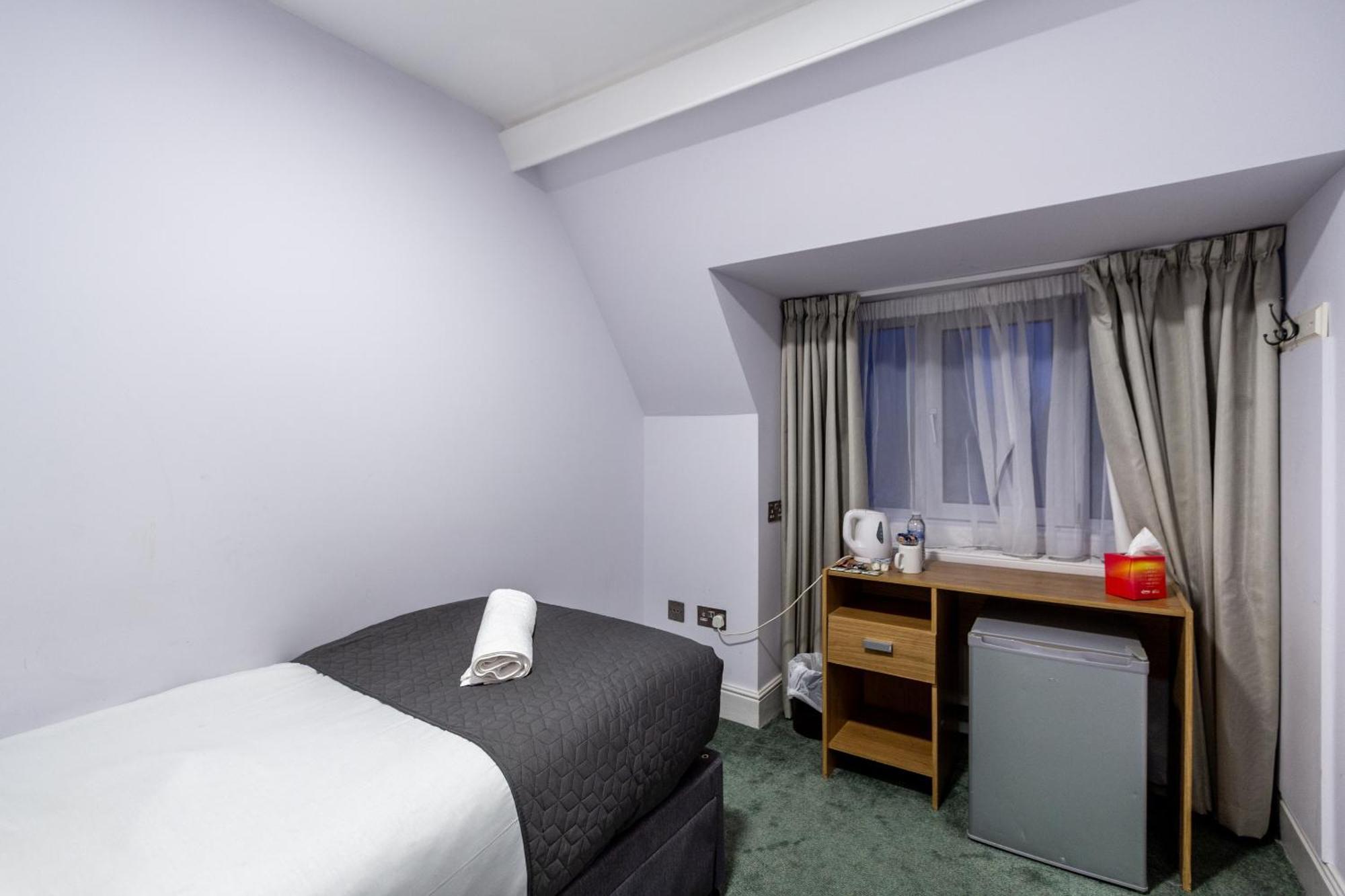 London Gatwick Inn 외부 사진